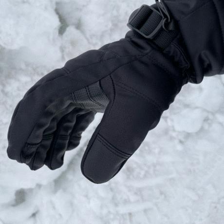 除雪作業に「ちょうどいい」手袋